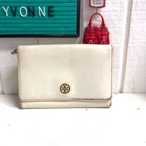 Tory Burch Robinson Cream Saffiano Leather Wallet On A Chain with Gold Logo
